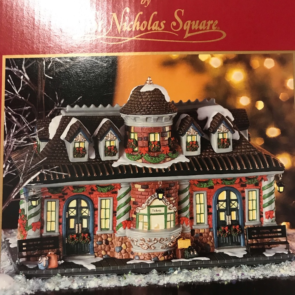 Christmas Village- train station